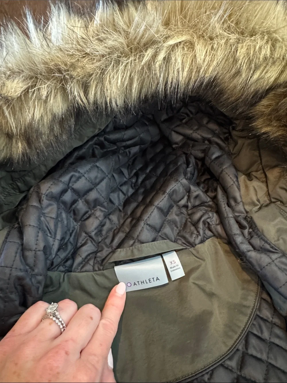 Athleta Olive Green Quilted-Lined Parka with Faux Fur Hood